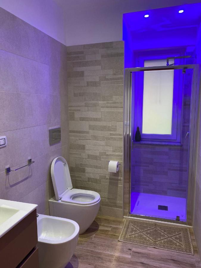 B&B New Paris & Suite Taranto Dış mekan fotoğraf